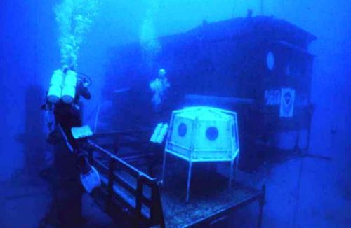 آزمایشی عجیب زیر آب برای سفر به کره ماه