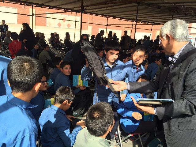 دبیرستان قلم چی منطقه 15 تهران افتتاح و بهره برداری شد