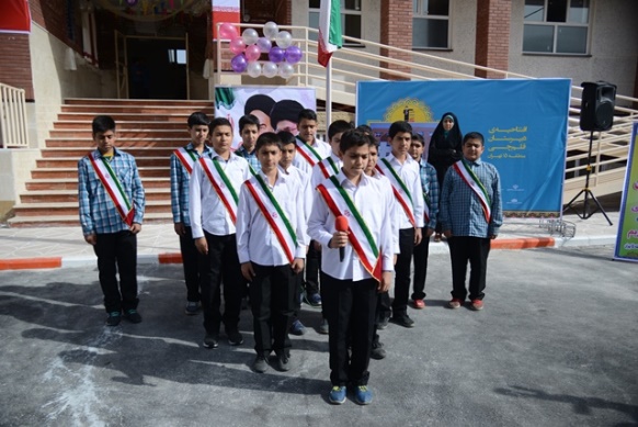 دبیرستان قلم چی منطقه 15 تهران افتتاح و بهره برداری شد