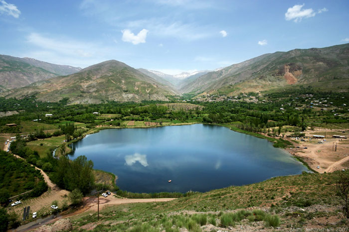 دریاچه اوان تابلوی نقاشی طبیعی در الموت
