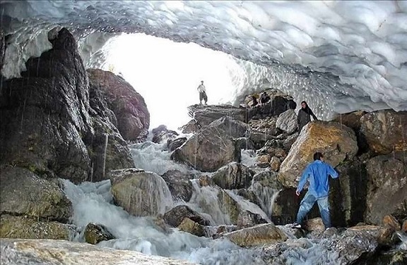 چما، یکی از نادرترین و اعجاب‌انگیزترین غارهای ایران