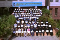 جشن تجلیل از رتبه‌های زیر 10  هنرستان در کنکور 94 + عکس