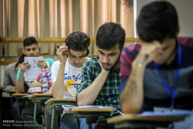 4 هزار و 500 نفر در رشته‌های نیمه‌متمرکز کنکور 96 قبول شدند