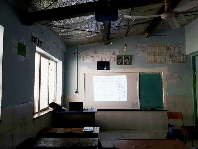 هوشمندسازی مدرسه روستایی در سراوان توسط بنیاد قلم چی