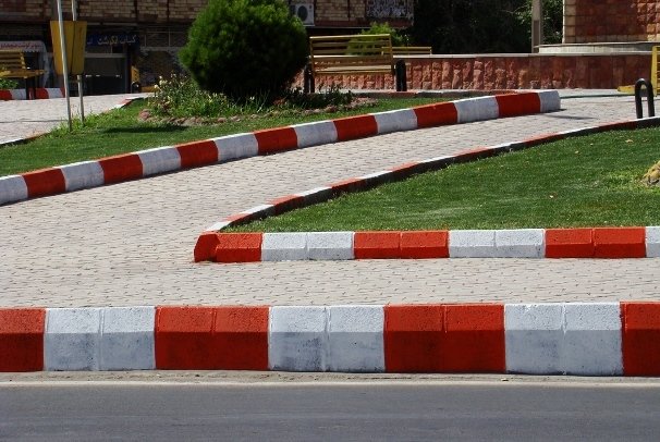 جدول‌های پلیمری خودتمیز شونده تولید شد