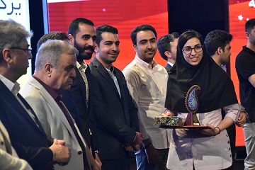 رتبه های برتر «دانشمندان جوان» و «قهرمانان پیوستگی»