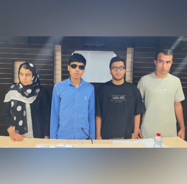 درخشش 4 دانش آموز نابینای شیرازی در کنکور سراسری 1402