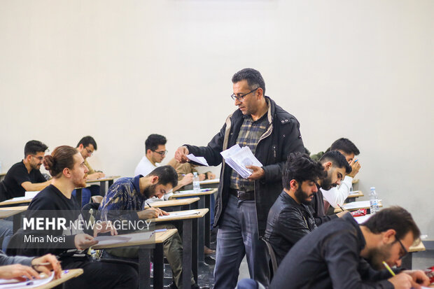 ثبت‌نام بیش از 670 هزار نفر در نوبت دوم کنکور سراسری 1403