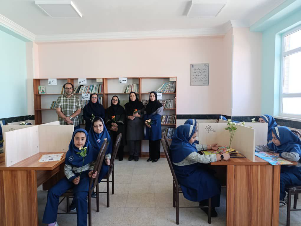 بهره‌مندی 450 دانش‌آموز از تجهیز کتابخانه دبستانی در سمنان