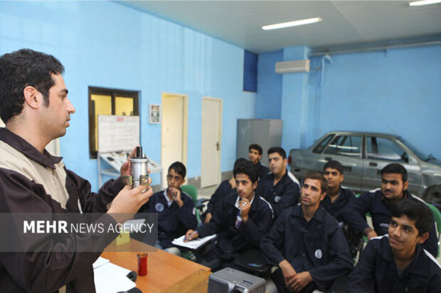 اعلام رشته‌های جدید کاردانی فنی حرفه‌ای 1404؛تمدید مهلت ثبت‌نام