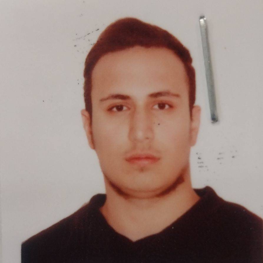 گفت وگو با آرش لاکتراش قهرمان پیوستگی دوازدهم تجربی