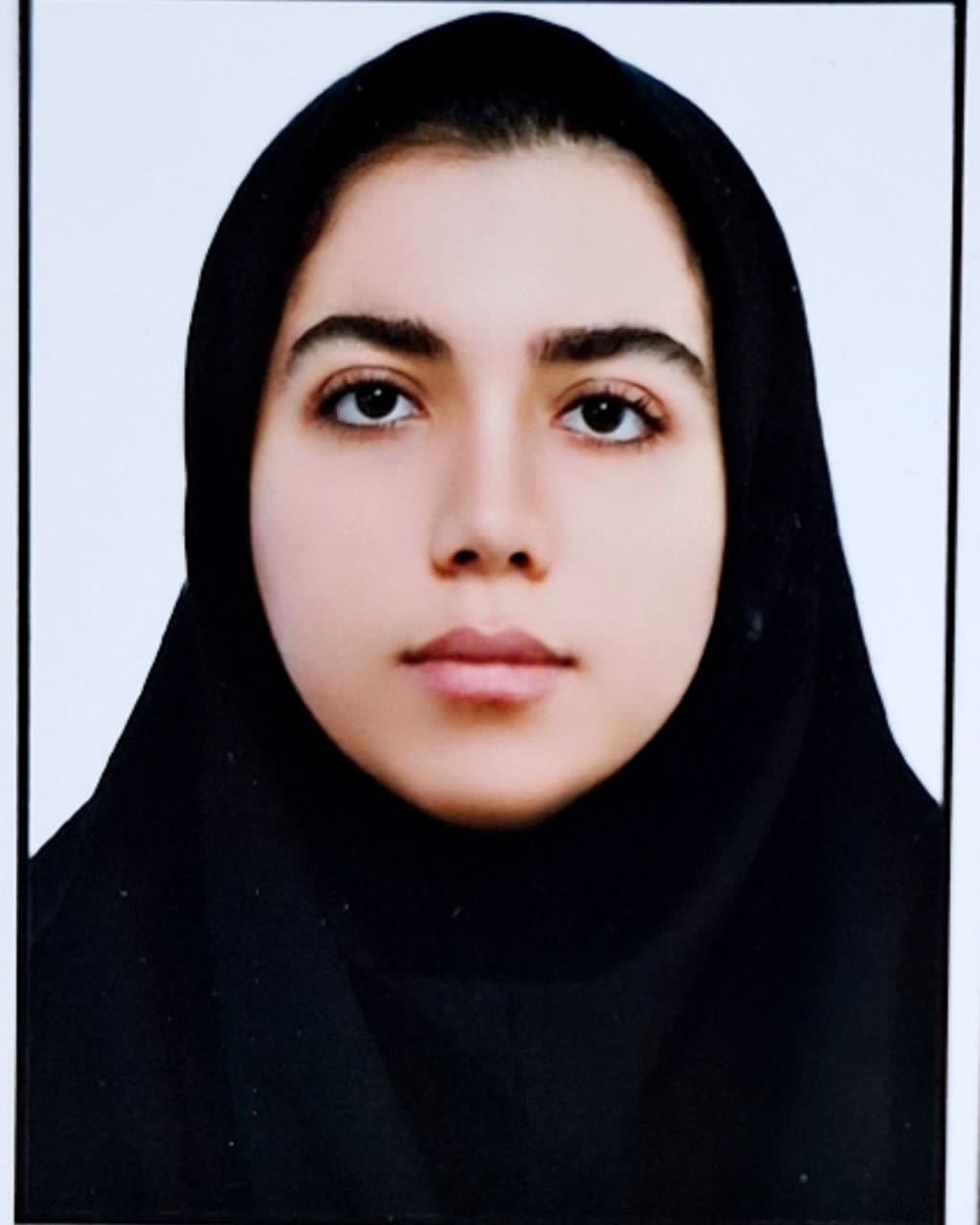 گفتگو با یاسمن دلوچئی قهرمان تابستان یازدهم از نهاوند