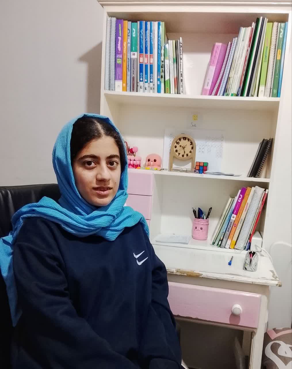 گفت و گو با فائزه رسولی دهم تجربی قهرمان پیوستگی ازبهشهر