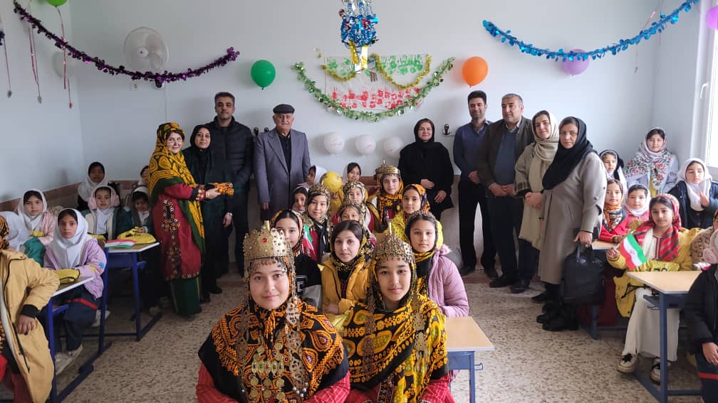 نخستین سالگرد افتتاح مدرسه 9کلاسه بنیاد قلم‌چی در روستای سلطانعلی