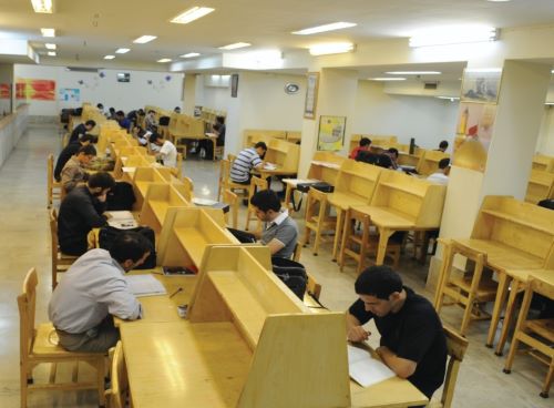 نوزدهمین سالگرد افتتاح کتابخانه بنیاد قلم‌چی در نارمک تهران