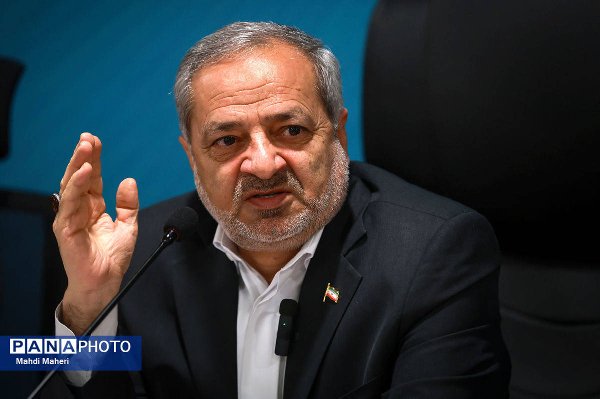 برگزاری امتحانات نهایی درشرایطی آرام و با فرصت کافی برای مطالعه