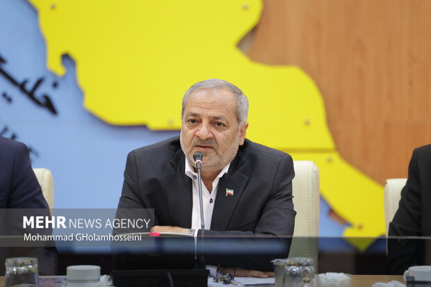 کاظمی: امتحانات نهایی حضوری برگزار می‌شود