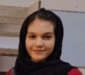 گفت و گو با مهتا صوفی دانش آموز یازدهم تجربی