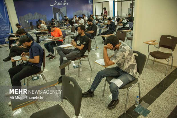 رقابت 137 هزار نفر در آزمون کاردانی ویژه مهارتی برگزار شد