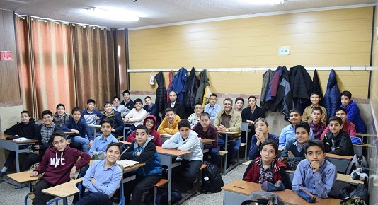 آغاز سال تحصیلی بیش از یک میلیون و 300 هزار دانش‌آموز پایه هفتم