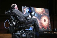 هشدار هاوکینگ درباره زمین/ انسان باید دنبال خانه جدیدی باشد!