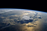 زمین تبدیل به یک سیاره ی هیبریدی می شود