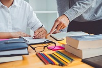 واژگان درس سوم زبان نهم- آزمونک - فائزه کریـمی