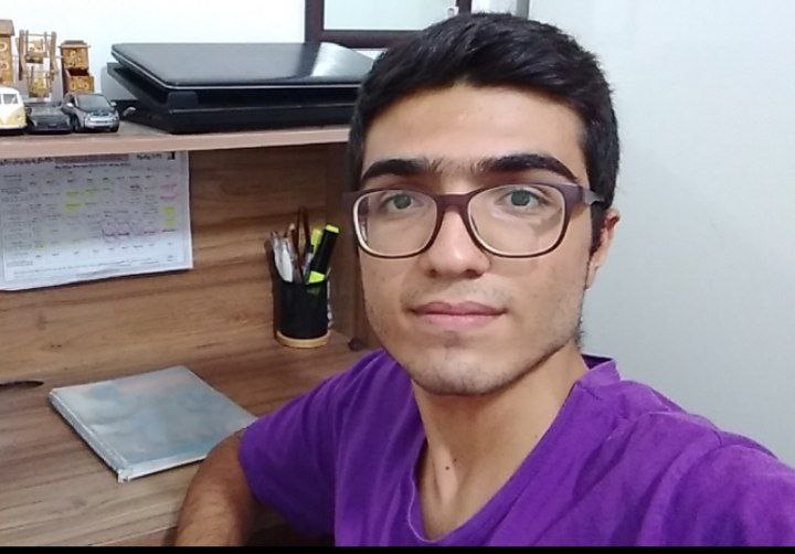 گفت وگو با سامیار صفری ؛ دانش آموز برتر دوازدهم ریاضی