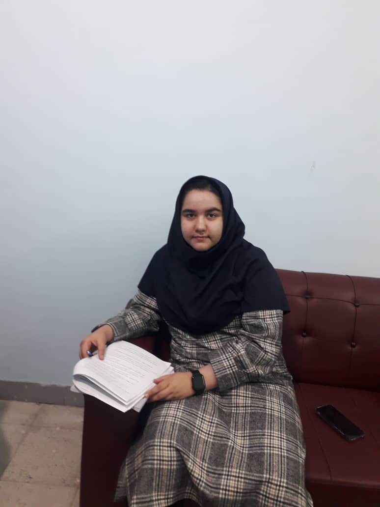 گفت‌وگو با زهرا فرضی؛ قهرمان پیوستگی مقطع یازدهم تجربی