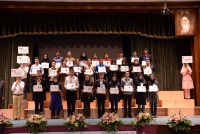 رتبه‌های یک‌رقمی از کتاب‌های کانون می‌گویند (6)