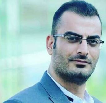 کامنت همکاران نمایندگی پیرامون پاسخ گویی به سوال‌های ساده تر