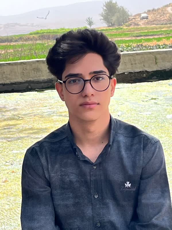 گفتگو با امیرمحمد منصوری- رتبه 4 الکتروتکنیک کنکور 1402