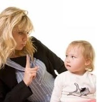 شش جمله که نباید به کودک‌تان بگویید