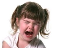 چگونه عصبانیت کودک‌مان را کنترل کنیم؟