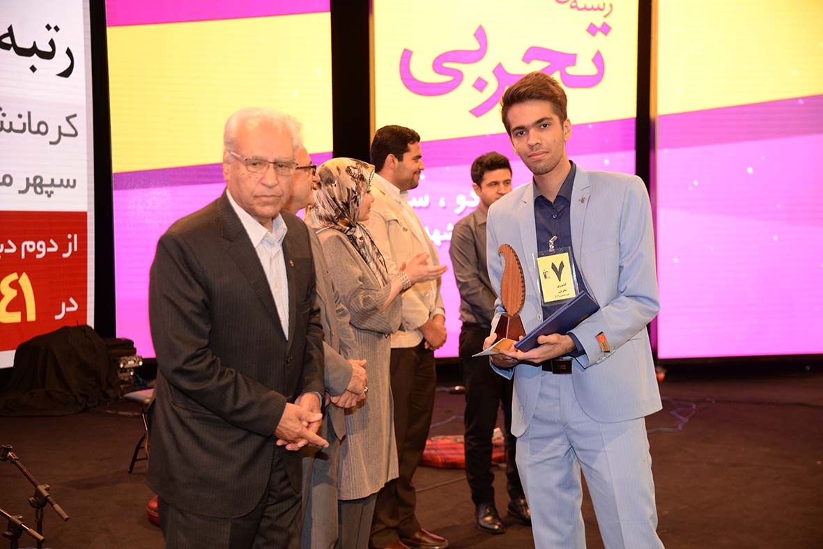 گفت‌وگو با پدر و مادر امیرحسین زارع، رتبه‌ی 7 تجربی کشور