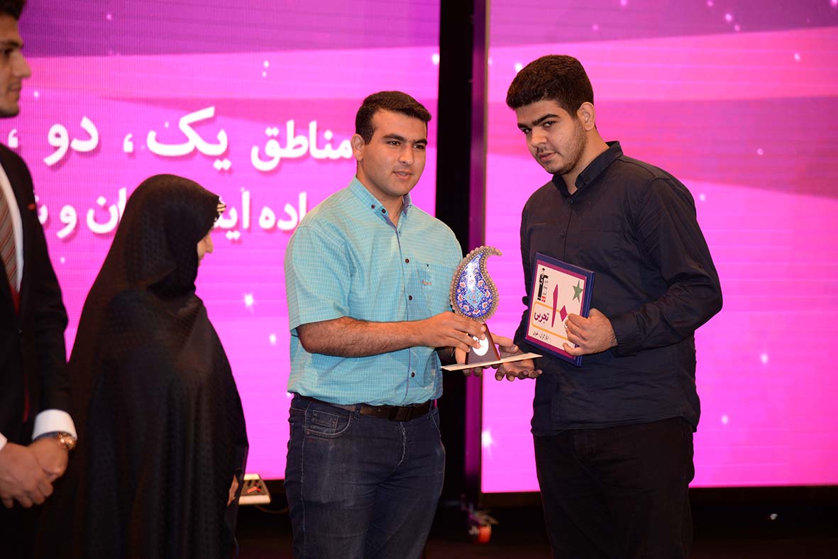 گفت‌وگو با پدر و مادر عرفان روحانی، رتبه‌ی 10 تجربی از خوی