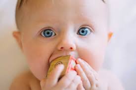 این علائم نشان می‌دهد که شما نسبت به کودک خود سخت‌گیر هستید