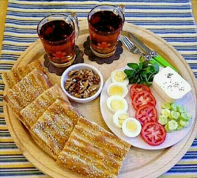 اهمیت خوردن صبحانه