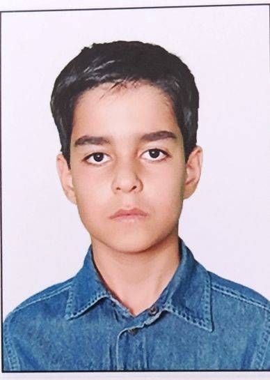 گفت و گو با پارسا سعیدی فر دانش آموز برتر سوم دبستان