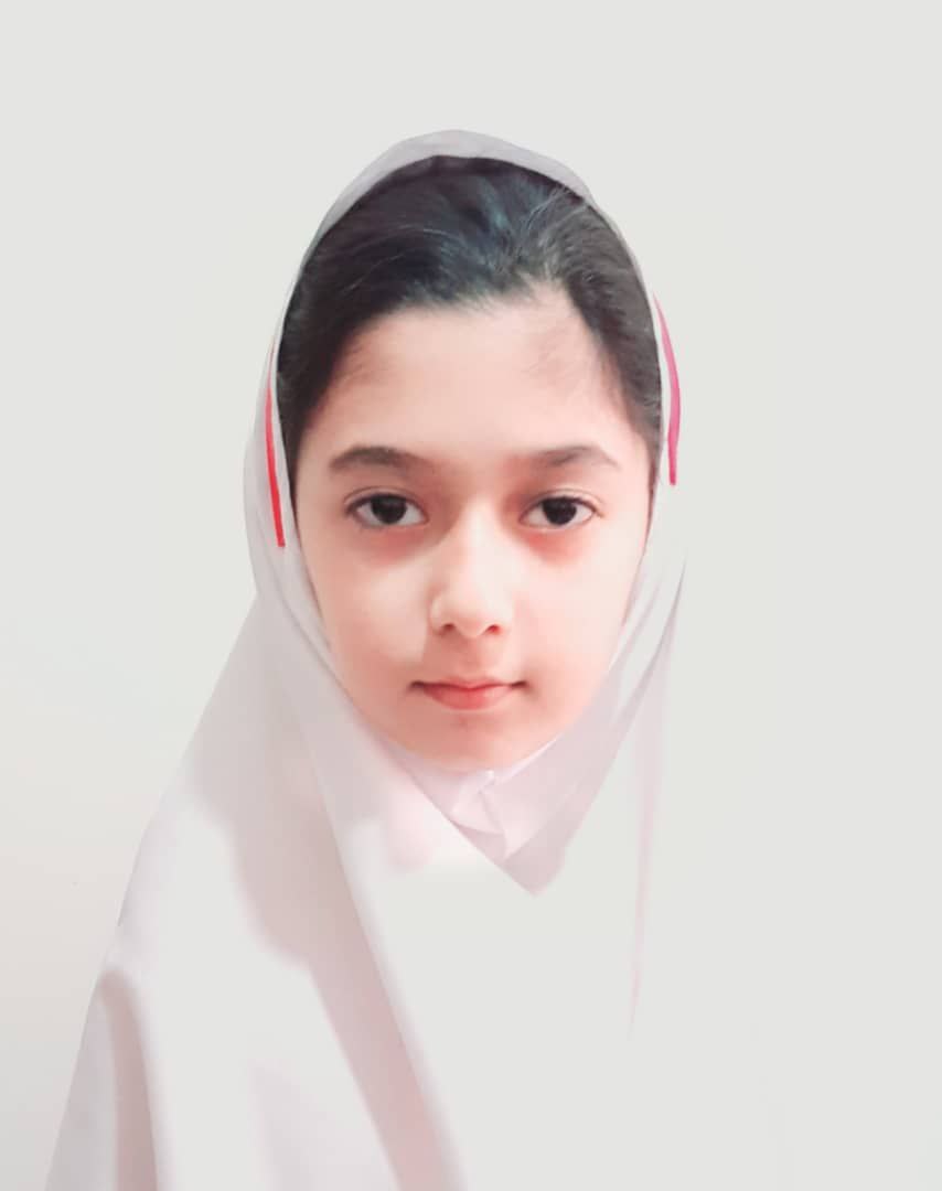 گفت و گو با بنیتا پاکزادیان دانش آموز برتر پایه چهارم