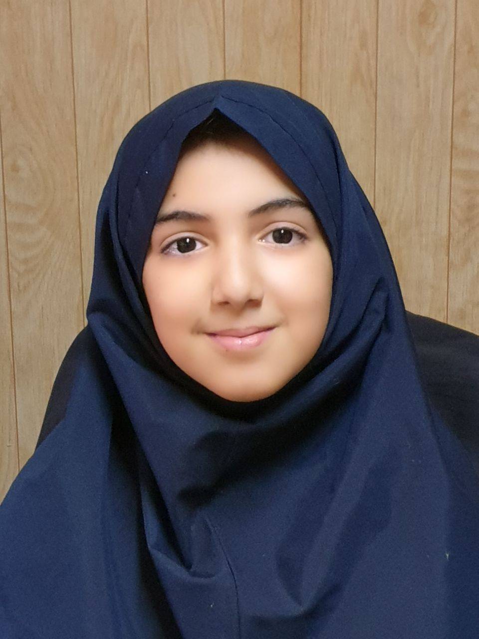 گفت و گو با ترانه نیک خواه دانش آموز قهرمان پیشرفت پنجم دبستان