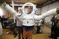 لباس جدید فضانوردان مریخ + تصاویر