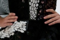 لباسی که بر مبنای احساس رنگ عوض می‌کند!