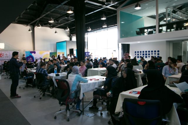 در رقابت چالش‌های فناوری اطلاعات و ارتباطات چه می‌گذرد