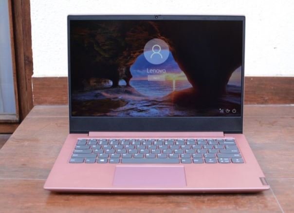 لپ تاپ‌های لنوو از محتوای نمایشگر محافظت می‌کنند