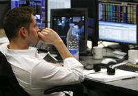 نشستن طولانی مدت خطر کمردرد را تا سه برابر افزایش می‌دهد