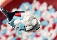 قطع یا مصرف خودسرانه داروها بلای جانتان می‌شود