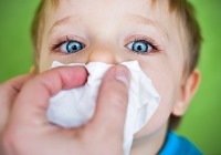 در فصل پاییز مراقب کودکان خود باشید؛ آلرژی حاد در کمین است