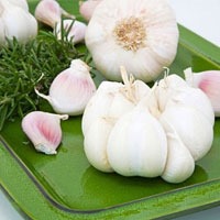 10 خوراکی قلیایی برای مبارزه با بیماری ها