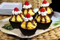 بعد از صرف شیرینی و آجیل مسواک بزنید